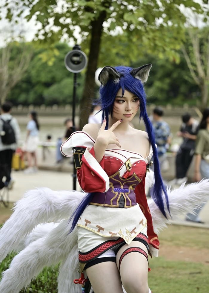 Bức ảnh cosplay ahri ánh mắt cuốn hút