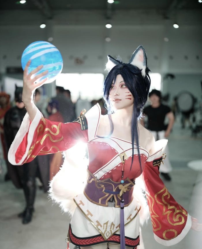Bức ảnh cosplay ahri dáng người thon thả