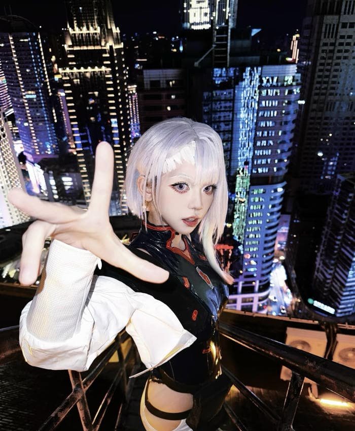 Bức ảnh cosplay lucy ánh mắt long lanh