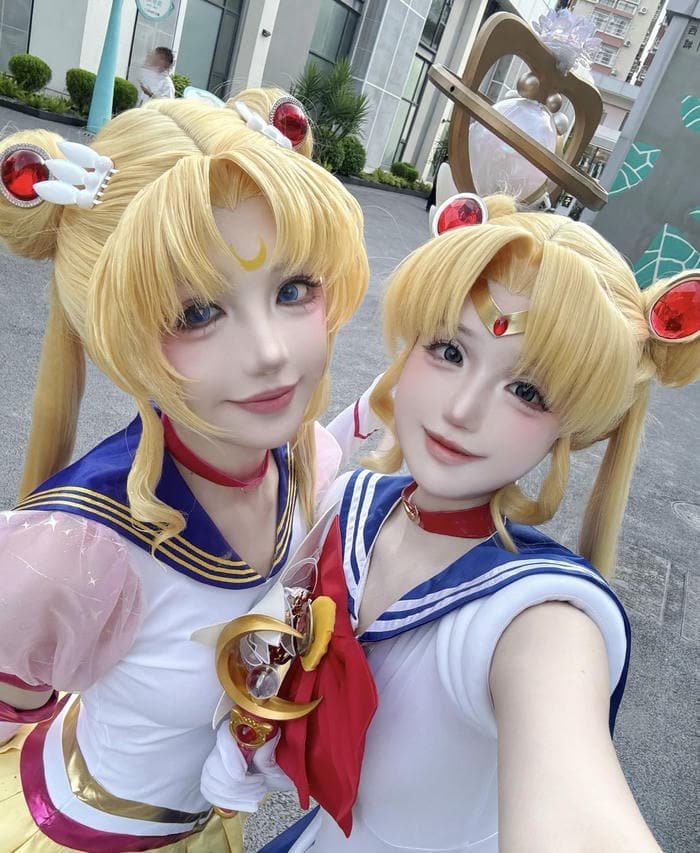 Bức ảnh cosplay sailor moon nụ cười tươi