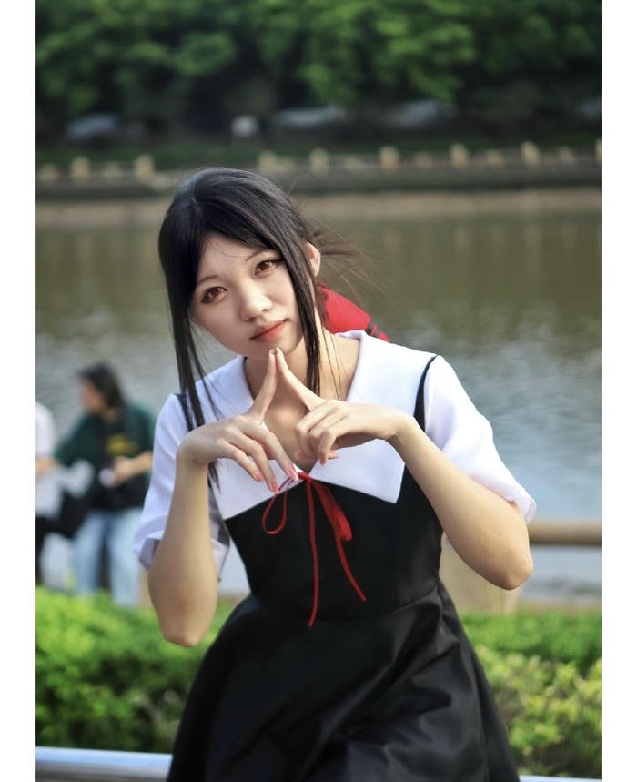 Bức ảnh kaguya cosplay ánh nhìn tự tin sang trọng