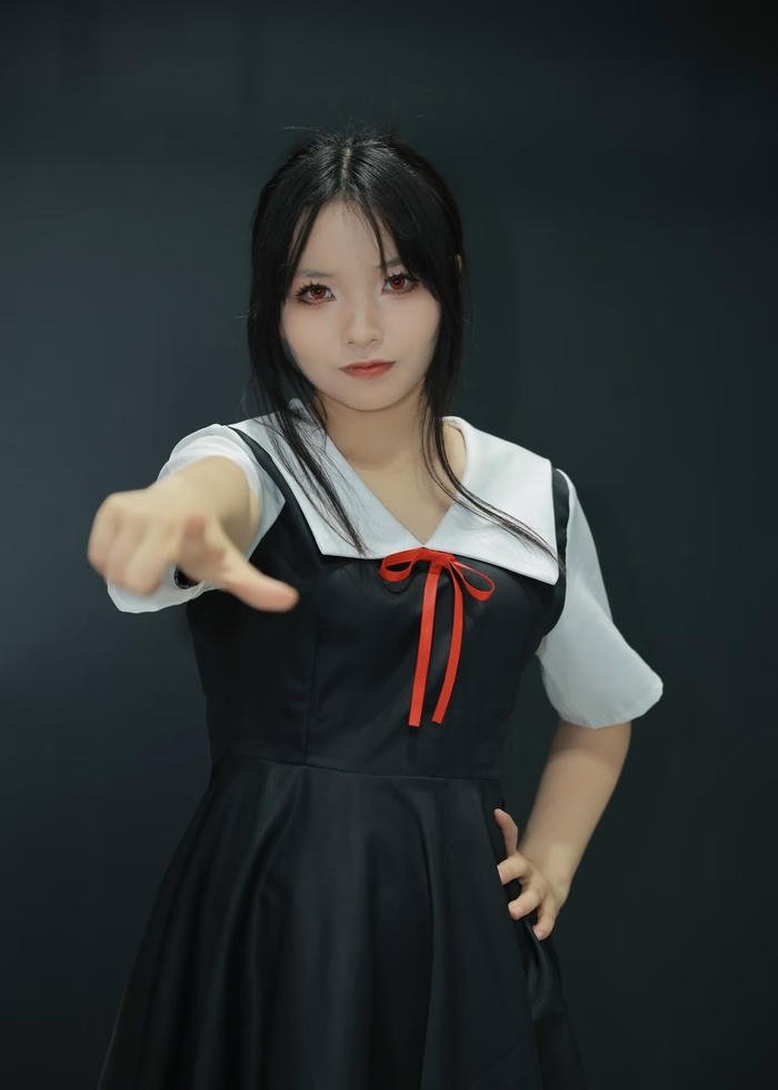 Bức ảnh kaguya cosplay trang phục học sinh cao cấp
