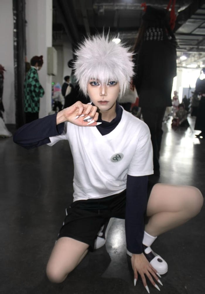 Bức ảnh killua cosplay thần thái lạnh lùng nổi bật