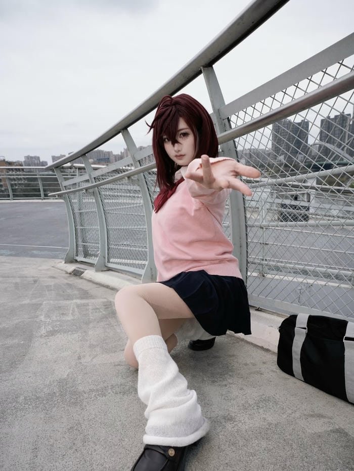Bức ảnh momo cosplay ánh nhìn cuốn hút