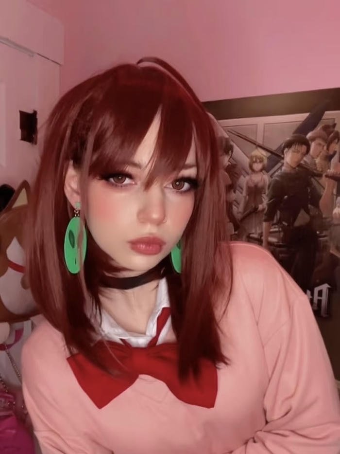 Bức ảnh momo cosplay biểu cảm dễ thương