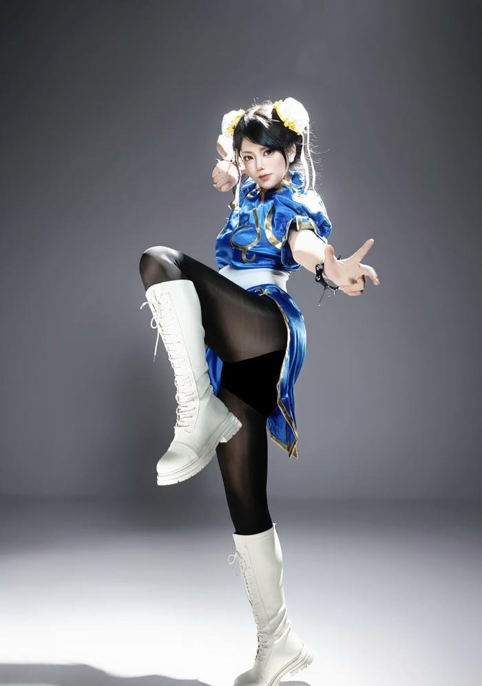 Cosplay chun li phong thái chiến binh ấn tượng