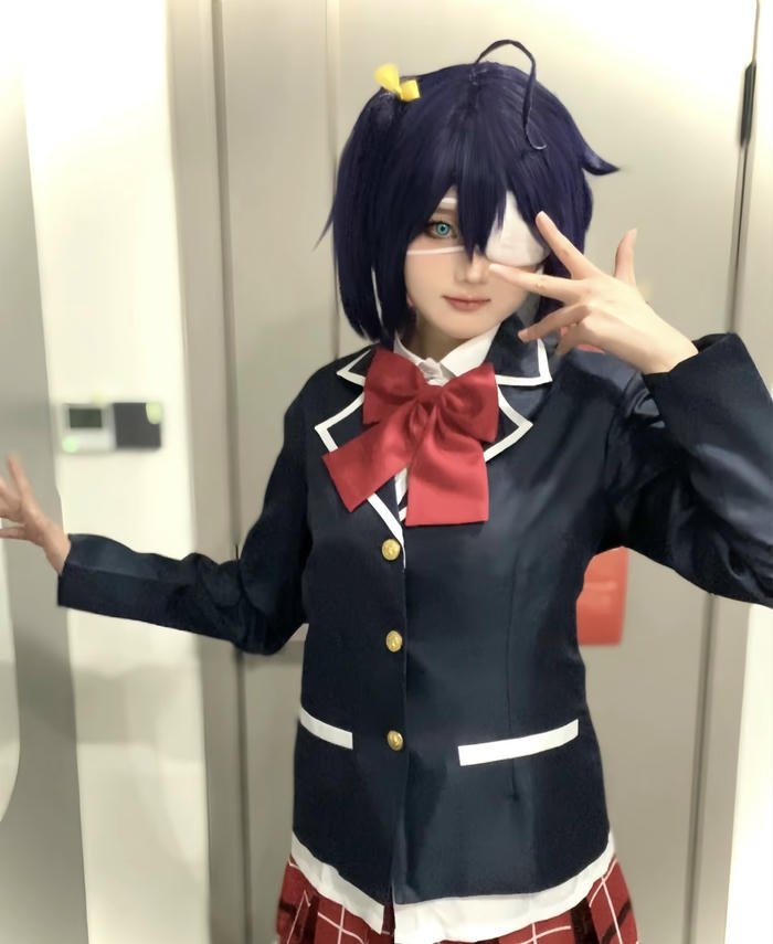 Cosplay rikka mái tóc buộc lệch chuẩn nhân vật