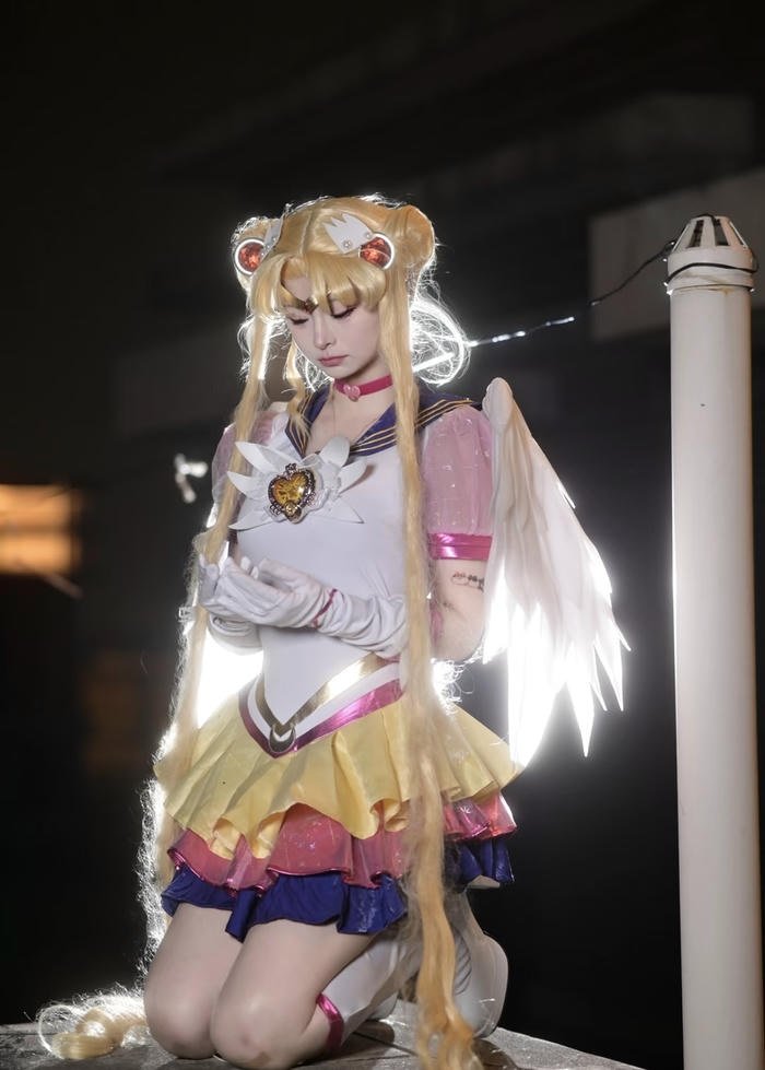 Cosplay sailor moon biểu cảm ngọt ngào