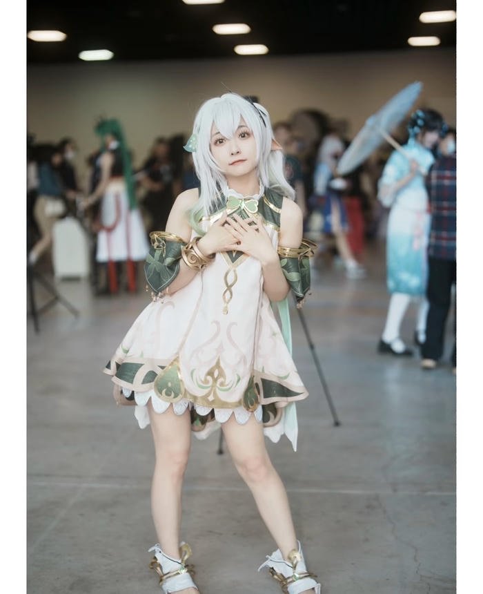 Hình ảnh ảnh nahida cosplay vóc dáng thanh mảnh