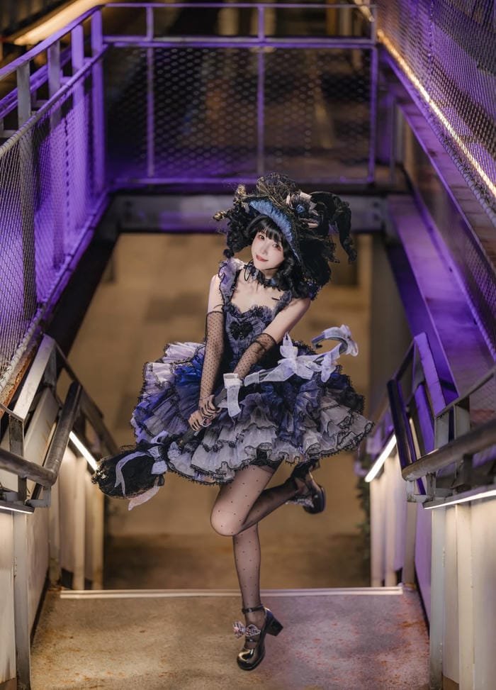 Hình ảnh cosplay phù thuỷ thần thái