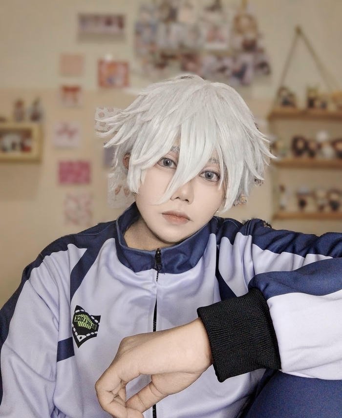 Hình ảnh nagi cosplay nét mặt trầm