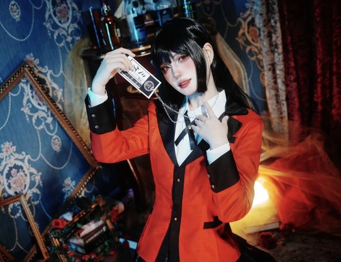 Hình ảnh yumeko cosplay biểu cảm mê hoặc