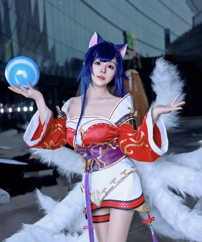 Hình cosplay ahri gương mặt hài hòa