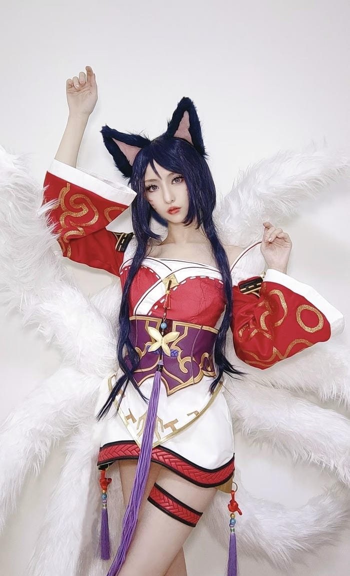 Hình cosplay ahri gương mặt rạng rỡ