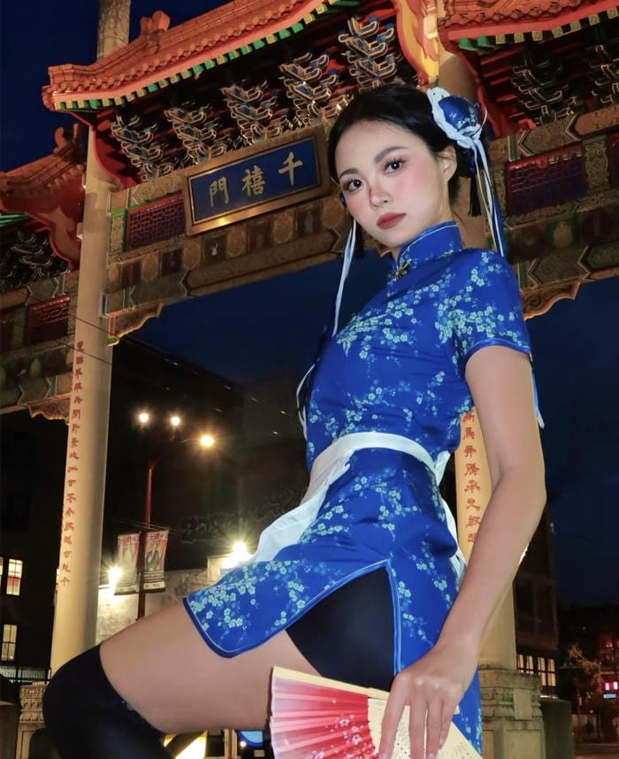 Hình cosplay chun li ánh mắt tự tin sắc sảo