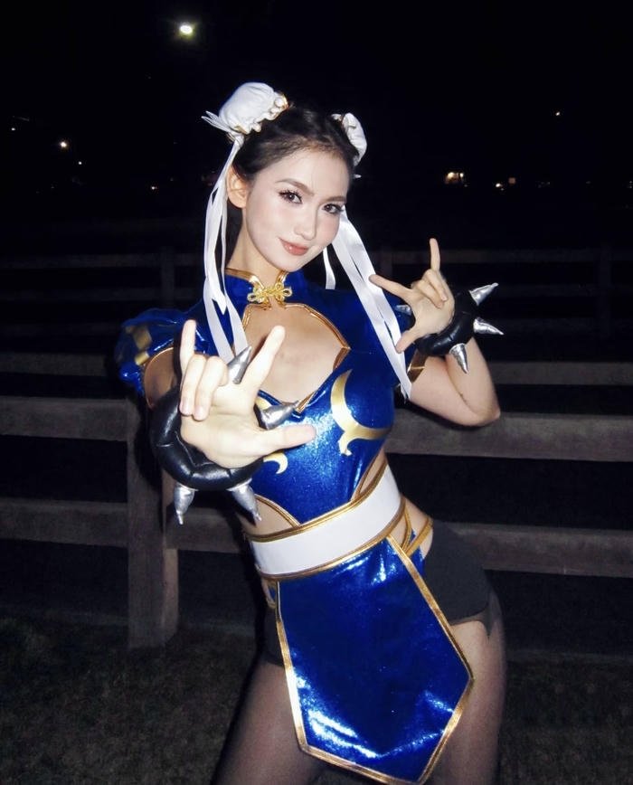 Hình cosplay chun li gương mặt đậm chất võ sĩ