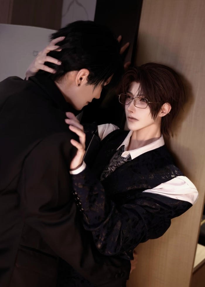 Hình cosplay đam mỹ biểu cảm nhẹ nhàng