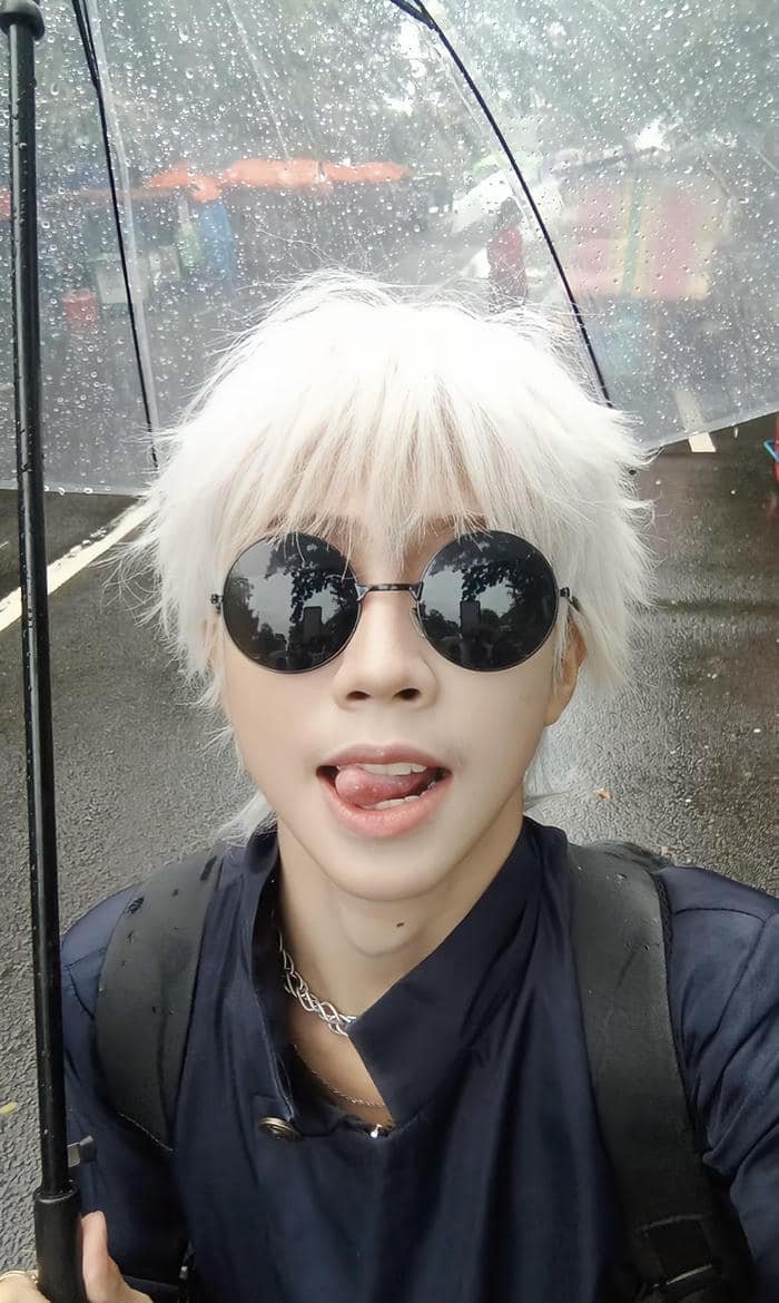 Hình cosplay gojo ánh mắt che kín