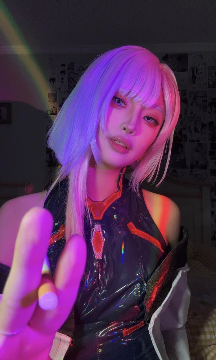 Hình cosplay lucy biểu cảm đáng yêu