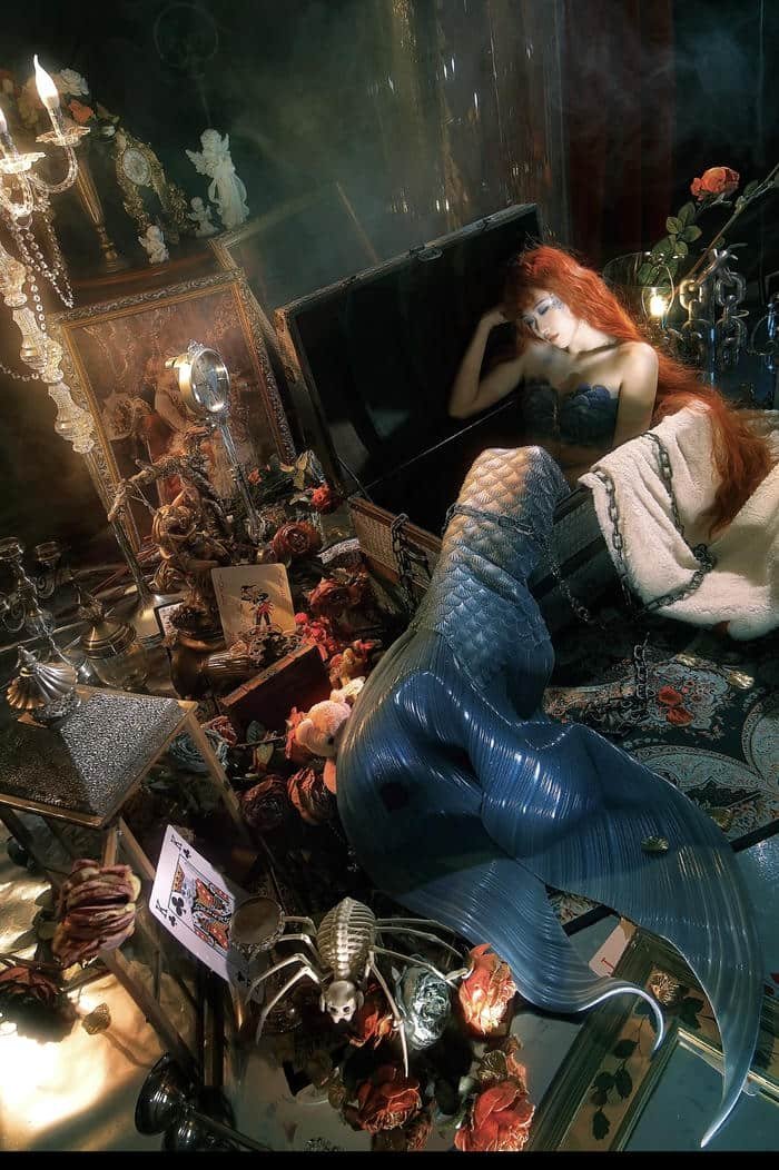 Hình cosplay nàng tiên cá bộ trang phục ánh kim nổi bật