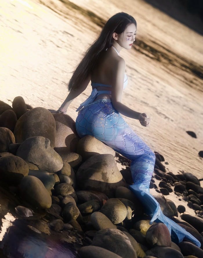 Hình cosplay nàng tiên cá phong cách cổ tích lãng mạn