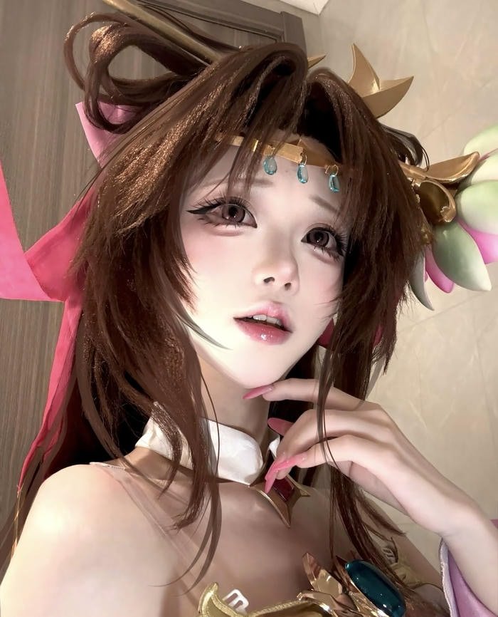 Hình cosplay nhân vật anime gái xinh