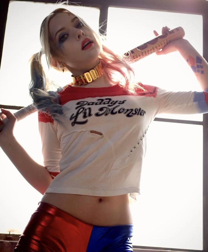 Hình harley quinn cosplay phong cách cá tính nổi loạn