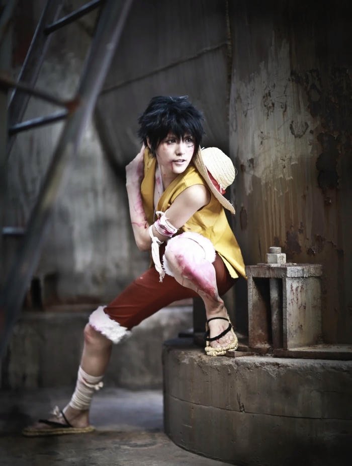 Hình luffy cosplay nét mặt hồn nhiên
