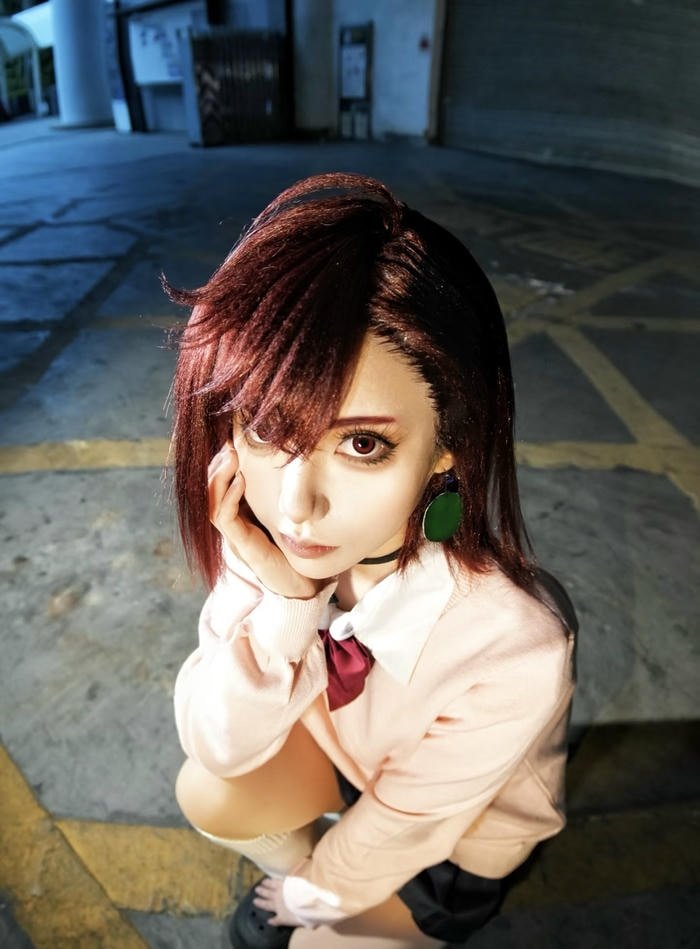 Hình momo cosplay nụ cười duyên dáng