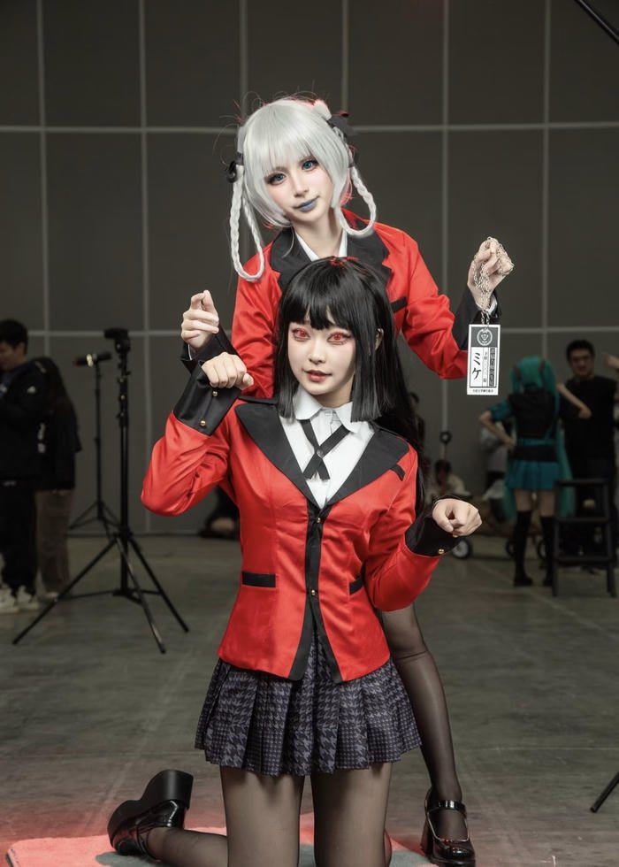 Hình yumeko cosplay ánh mắt mê hoặc