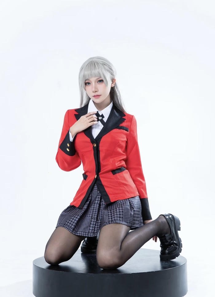 Hình yumeko cosplay nụ cười phấn khích