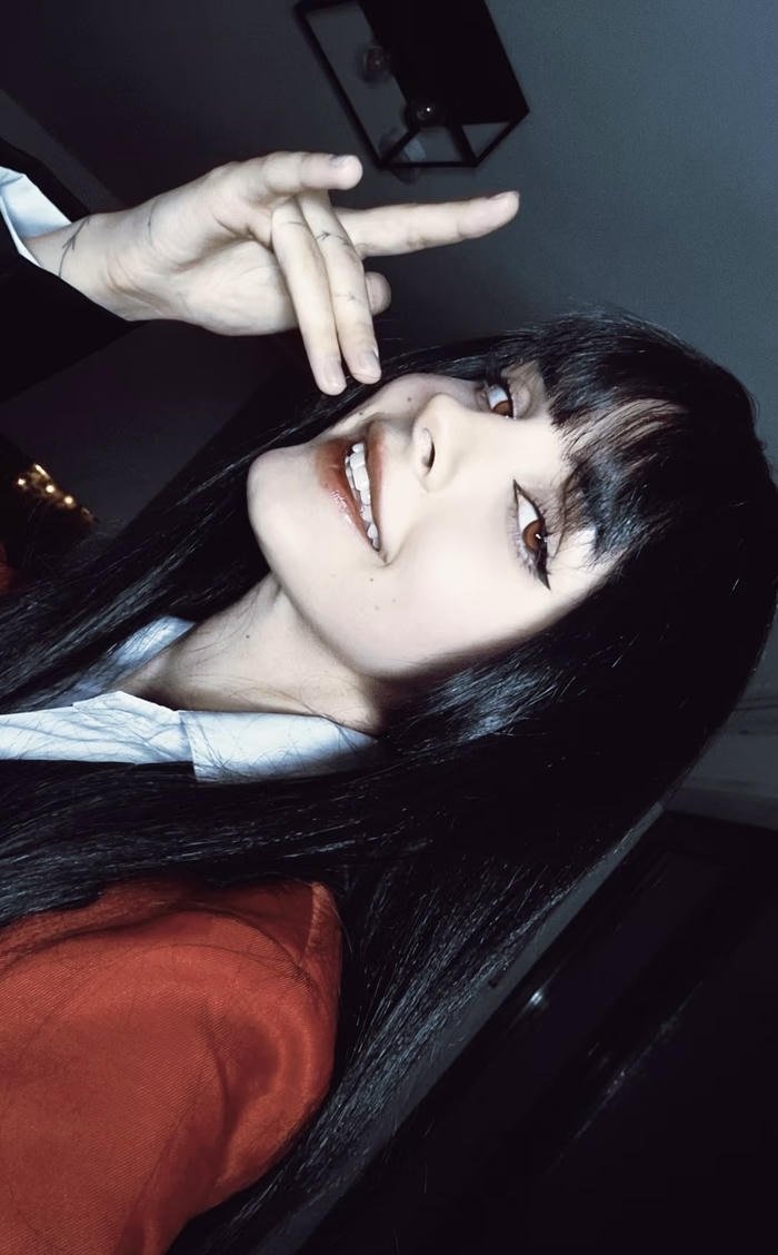 Hình yumeko jabami cosplay nụ cười bí ẩn