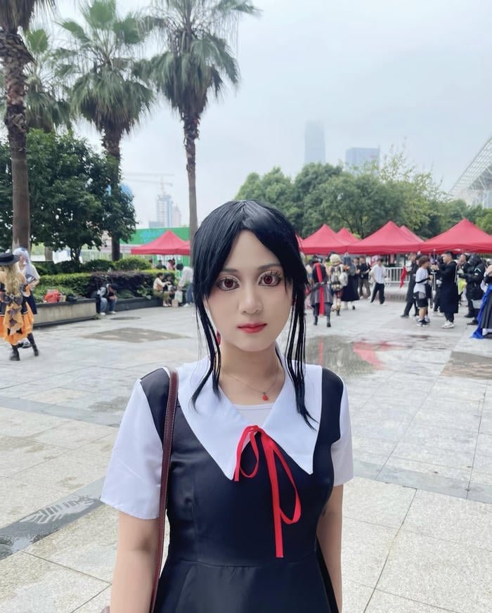 Kaguya cosplay phong thái tiểu thư quý phái