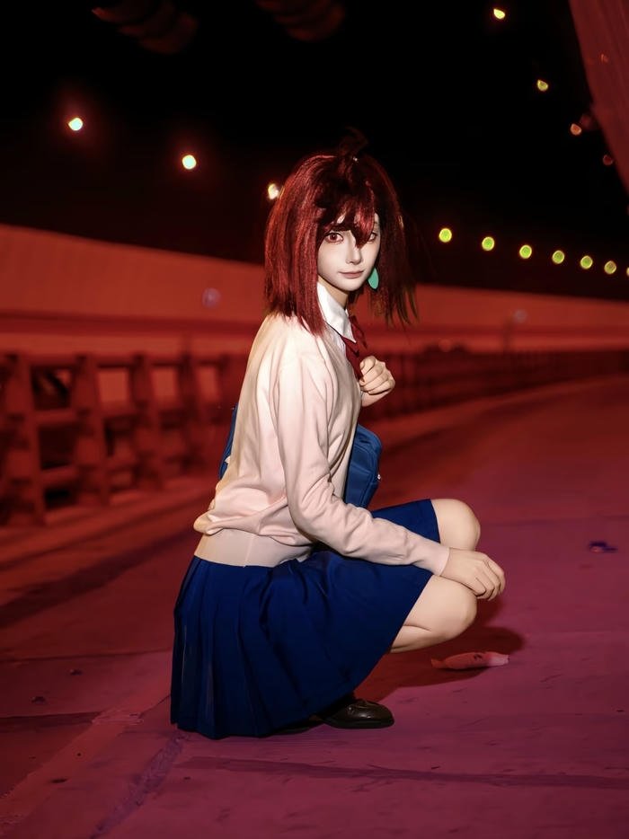 Momo cosplay thần thái ngọt ngào