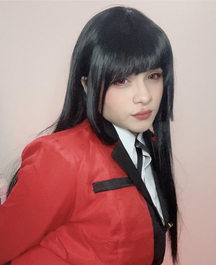 Yumeko jabami cosplay ngại ngùng