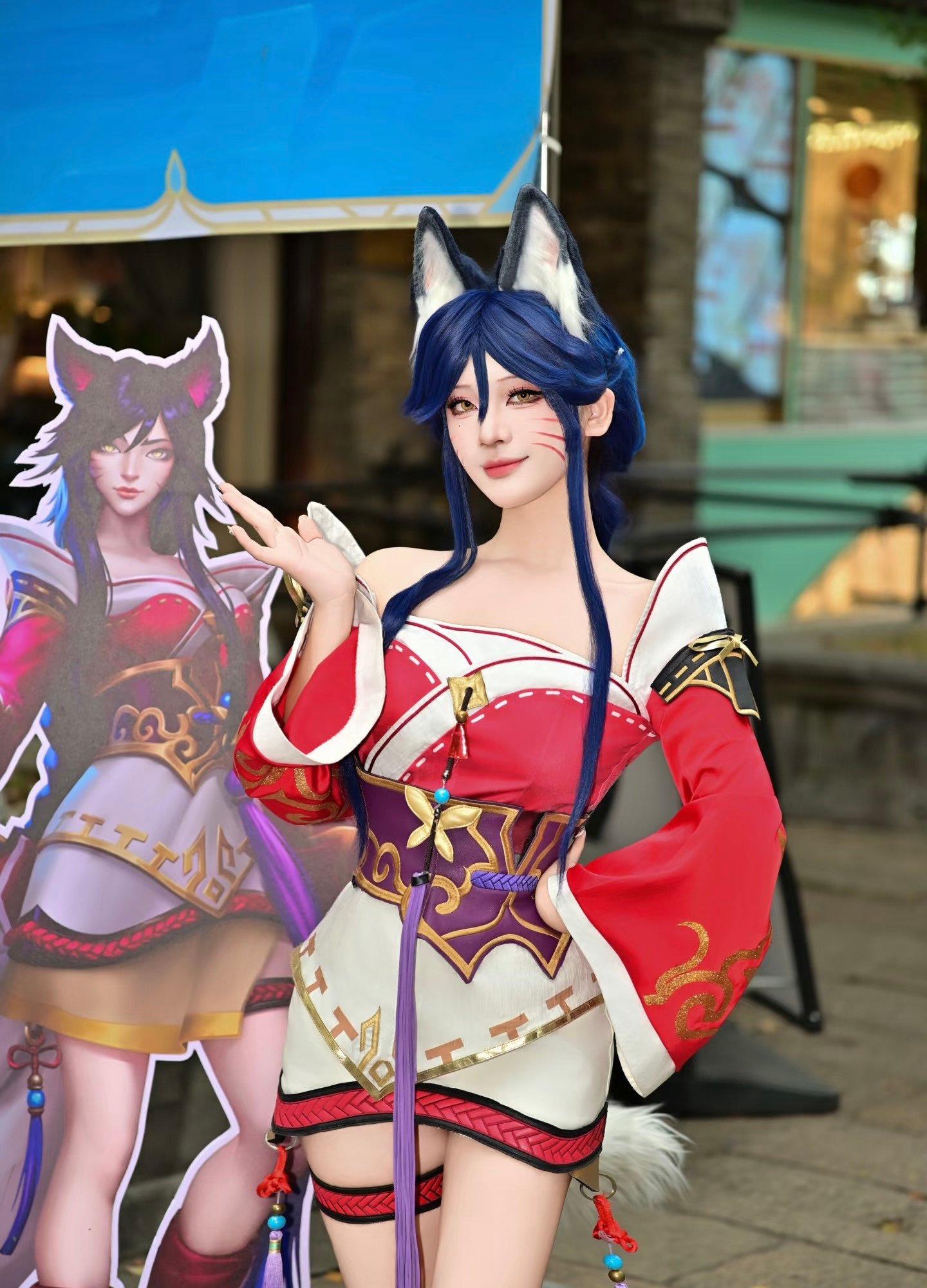 hình ảnh cosplay ahri biểu cảm đáng yêu