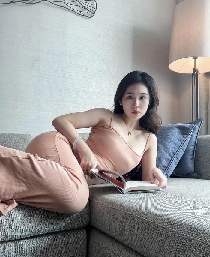 hình ảnh gái mông to nhìn mê