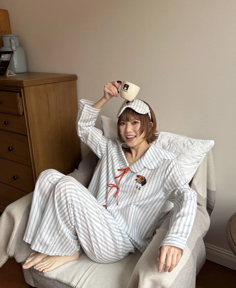 Ảnh gái xinh mặc đồ ngủ mang nét đẹp tinh tế