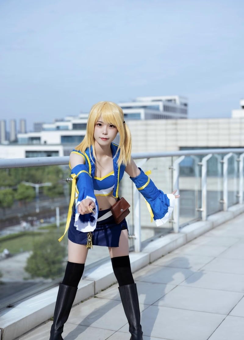 Ảnh lucy heartfilia cosplay dễ thương phong cách anime