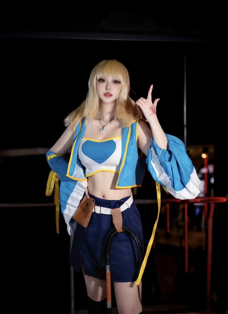 Ảnh lucy heartfilia cosplay phong cách anime nhẹ nhàng