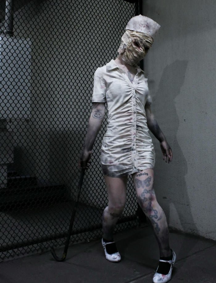 Cosplay y tá ma mị sợ hãi