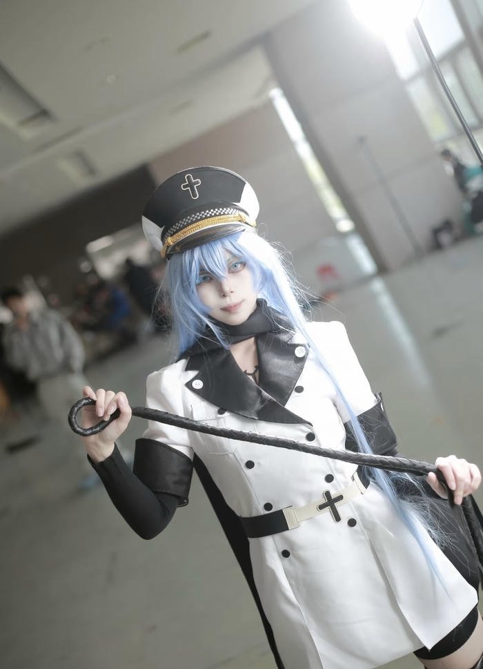 Esdeath cosplay tay cầm đai đen