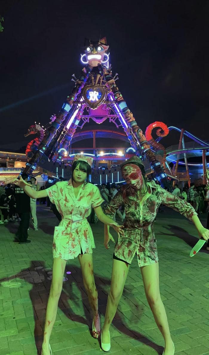 Gái đẹp cosplay y tá ma man rợn