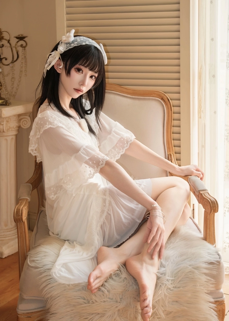 Gái xinh mặc đồ ngủ phong cách nhẹ nhàng cuốn hút