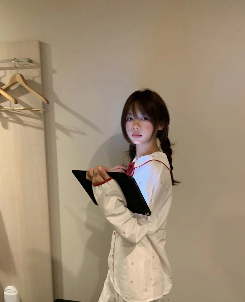 Gái xinh mặc đồ ngủ tạo cảm giác thoải mái dễ chịu