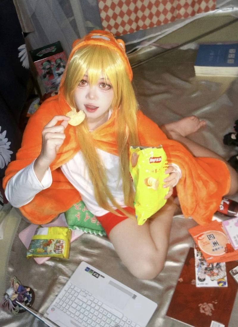 Hình Umaru cosplay với phong cách chibi đặc trưng