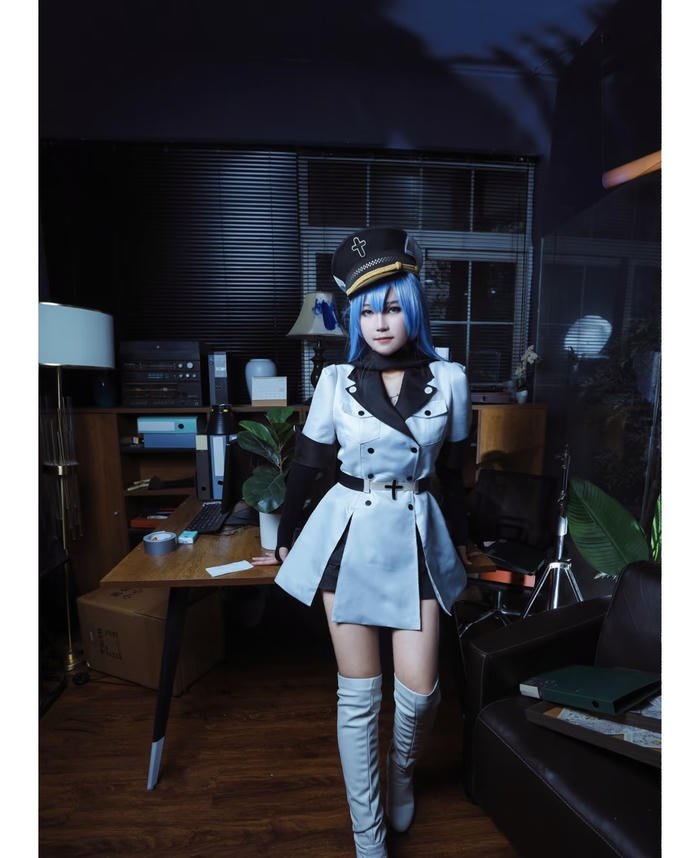 Hình ảnh esdeath cosplay xinh đẹp