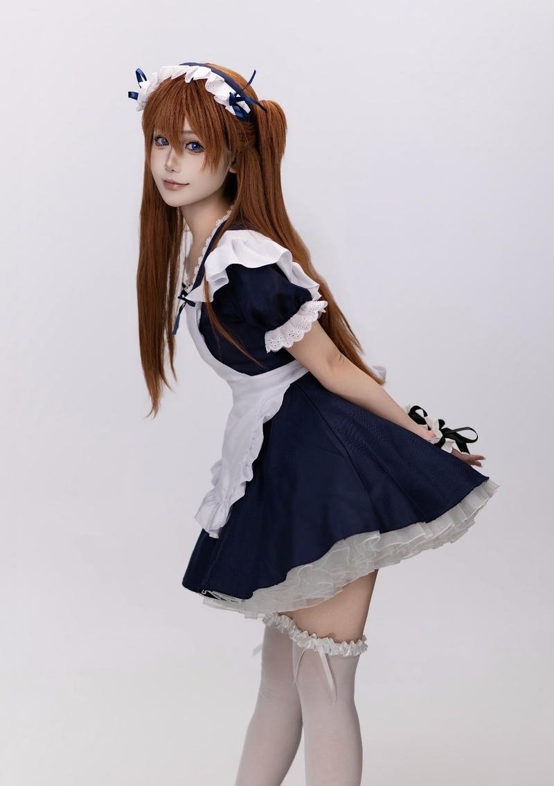 Hình cosplay hầu gái mang nét gợi cảm thanh nhã