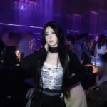 Khoảnh khắc gái xinh đi bar ban đêm