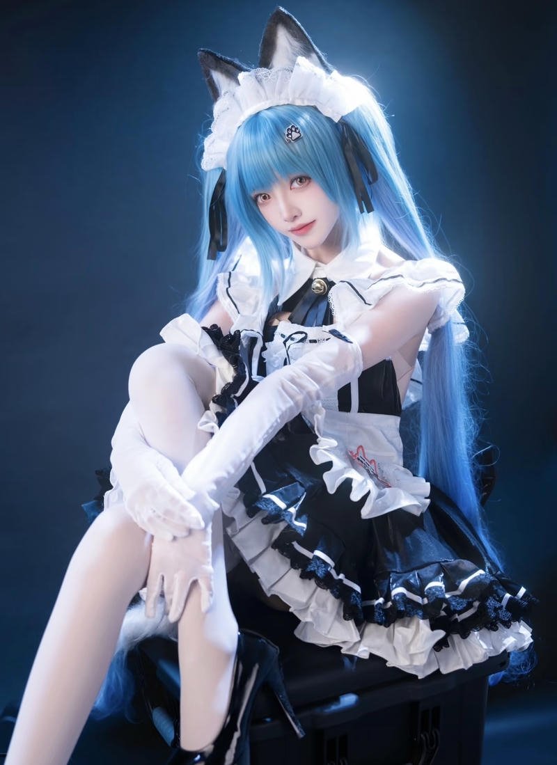 Nhân vật cosplay hầu gái hình ảnh đầy sức hút